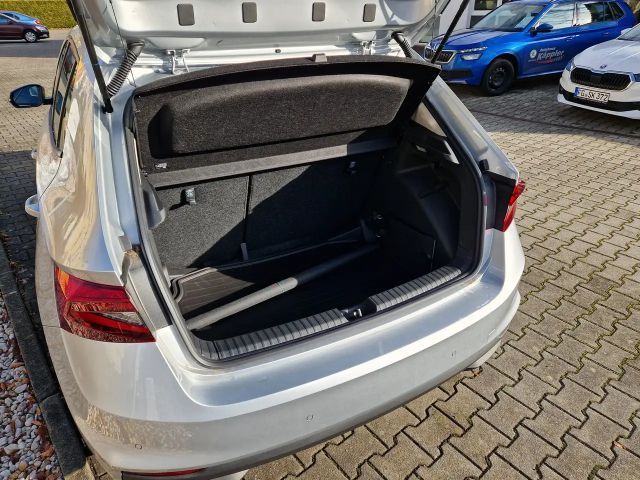 Skoda Fabia Fabia 1.0 MPI Edition 130 / 5 J G. 100.000 km