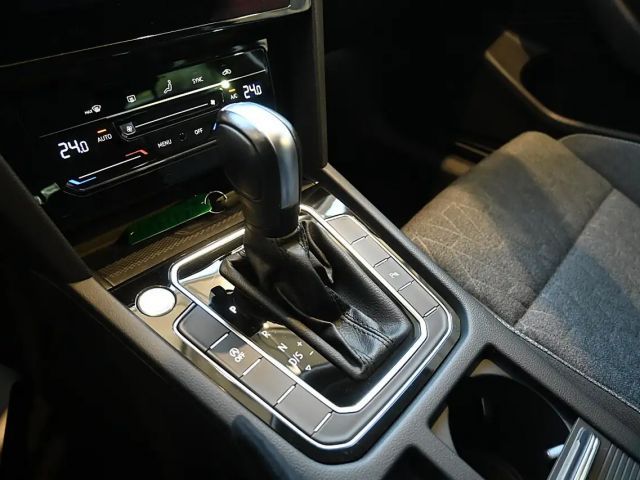 Volkswagen Passat Business Variant