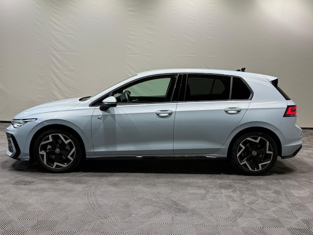 Volkswagen Golf 1.5 eTSI DSG R-Line