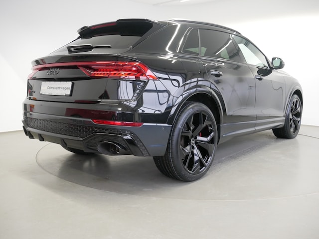 Audi RS Q8 Quattro