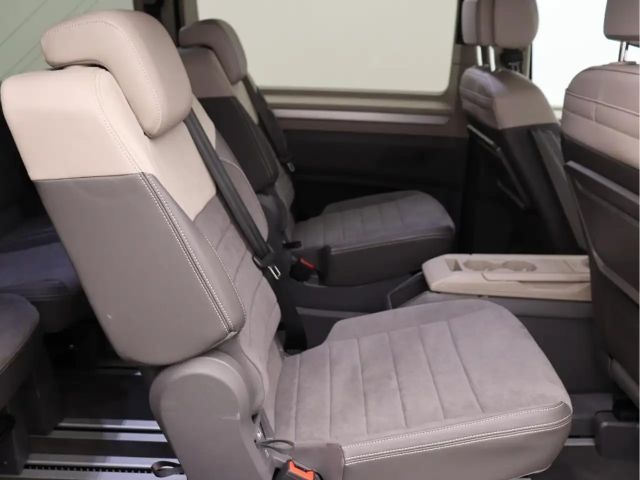 Volkswagen Multivan 2.0 TDI Life T7
