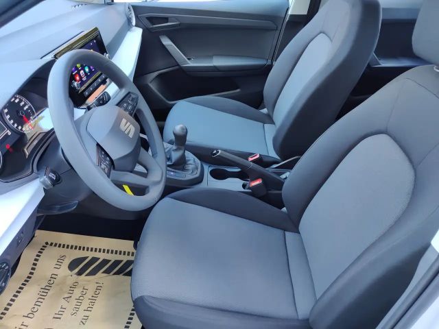 Seat Arona Reference