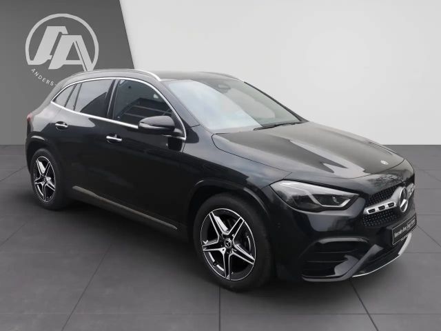 Mercedes-Benz GLA 220 4MATIC AMG Line GLA 220 d