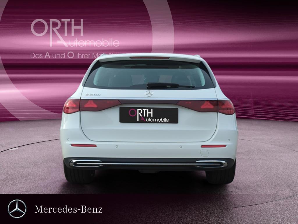 Mercedes-Benz E 200 AVANTGARDE Estate