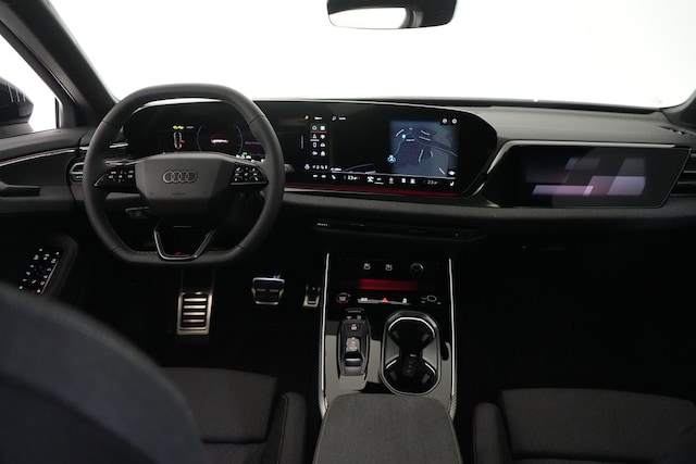 Audi A6 Avant Quattro S-Tronic