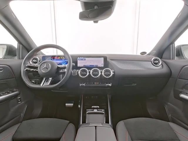 Mercedes-Benz EQA 350 4MATIC AMG Line