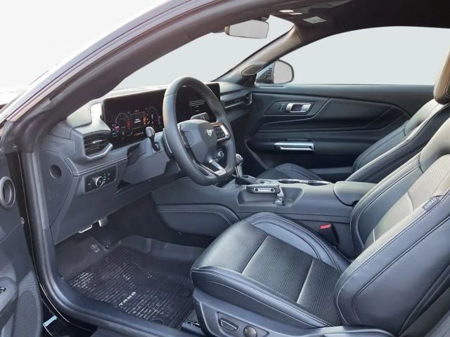 Ford Mustang Fastback GT 5.0 V8