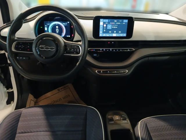 Fiat 500e 42 kWh Passion