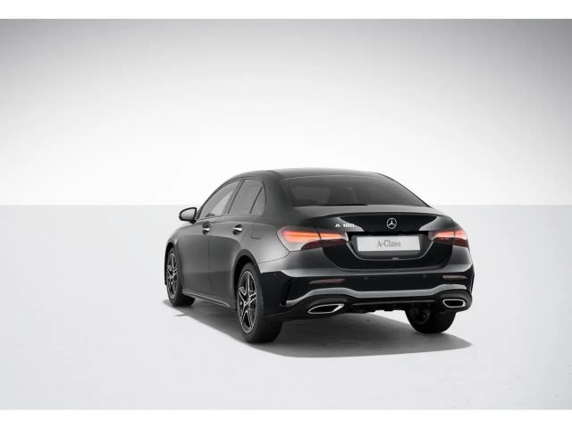 Mercedes-Benz A 180 AMG Line