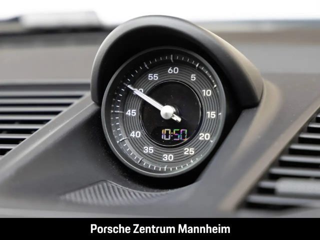 Porsche 992 Carrera Coupé GTS