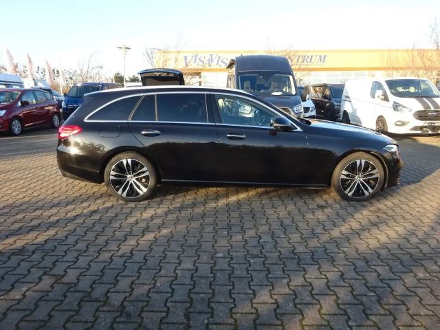 Mercedes-Benz C 220 AVANTGARDE C 220 d Estate