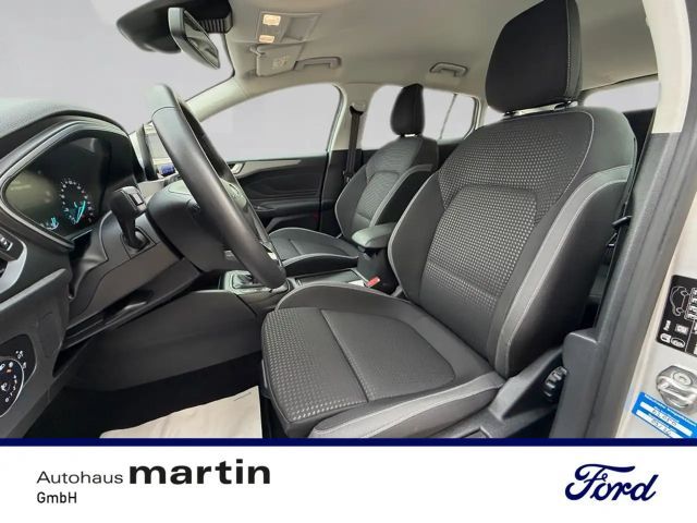 Ford Focus Cool & Connect