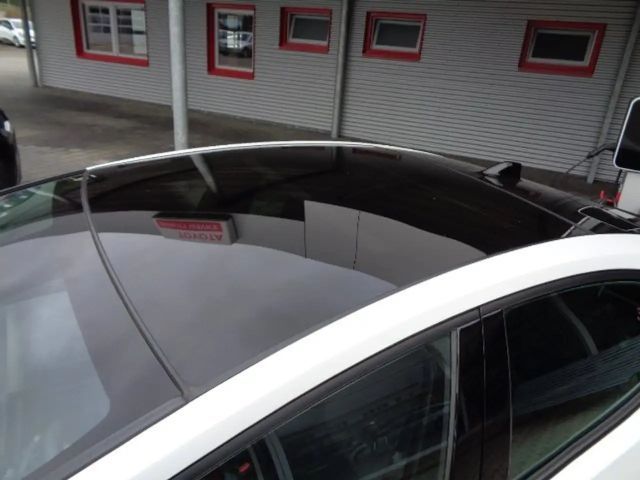 Toyota Prius Executive Hybride Plug-in