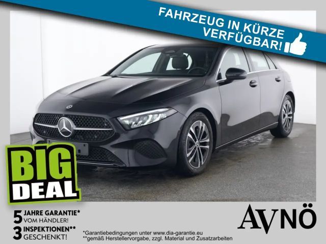 Mercedes-Benz A 180 LENKRADHEIZUNG LED HP USB PAKET