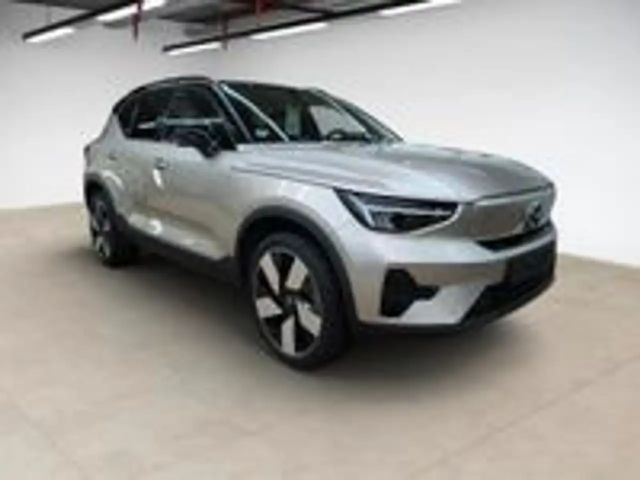 Volvo XC40 AWD Core