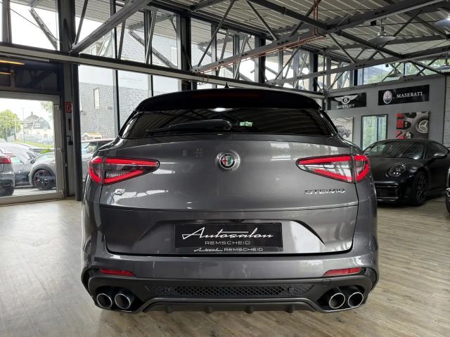 Alfa Romeo Stelvio Q4 Quadrifoglio