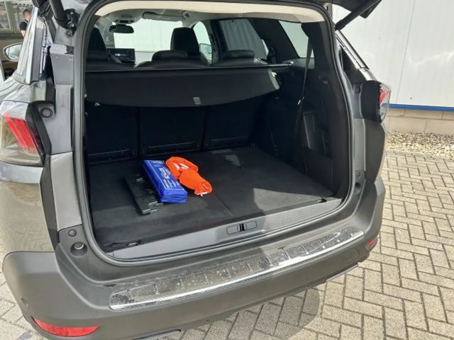 Peugeot 5008 Allure Pack EAT8 PureTech