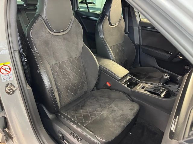 Skoda Superb Sportline iV