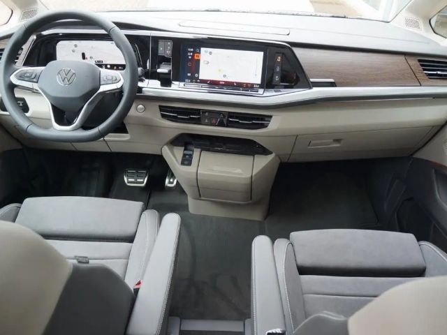 Volkswagen Multivan 2.0 TDI DSG Style T7