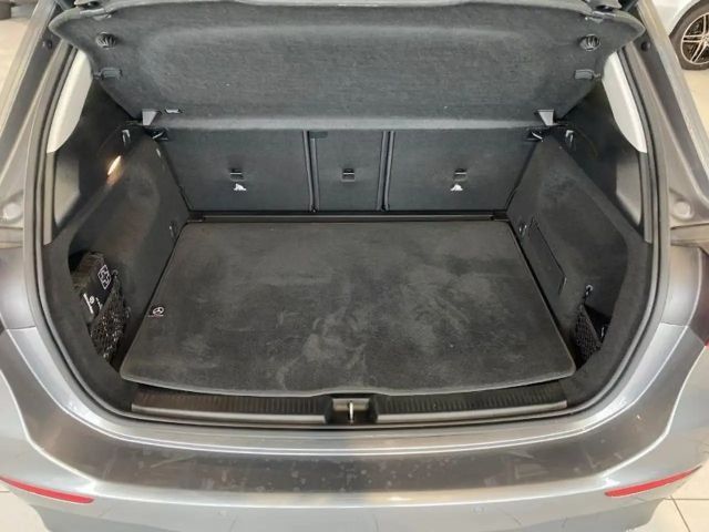 Mercedes-Benz B 200 Progressive