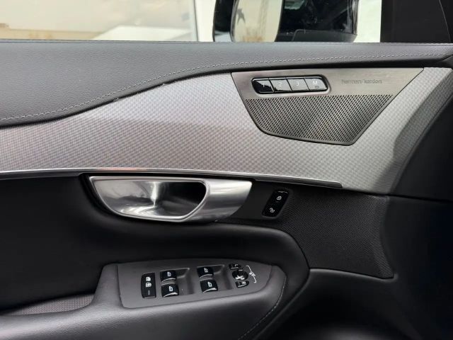 Volvo XC90 AWD Dark Plus Recharge T8