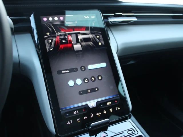 Ford Capri Premium RWD