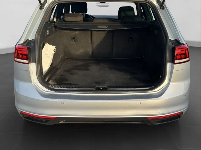 Volkswagen Passat 2.0 TDI Business DSG Variant