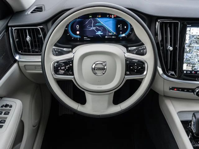 Volvo V60 Cross Country AWD Ultimate