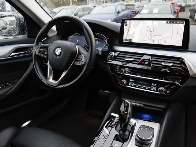 BMW 530 530e Touring