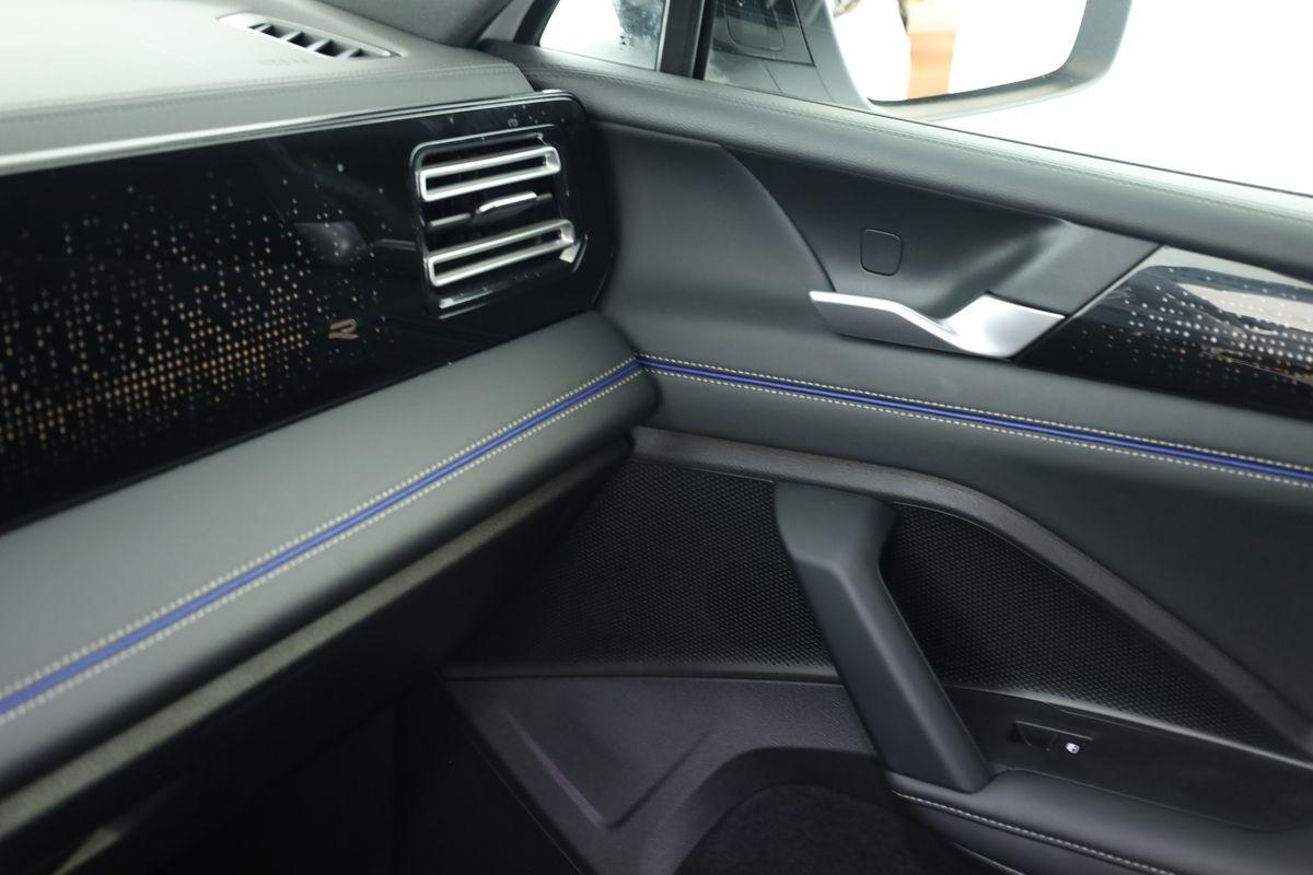 Volkswagen Tiguan 2.0 TSI DSG IQ.Drive R-Line