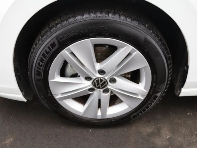 Volkswagen Golf 1.5 eTSI DSG Golf VIII Life