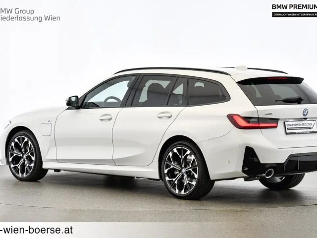 BMW 330 330e xDrive