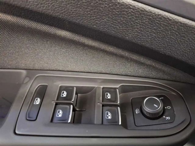 Volkswagen Golf 1.0 TSI Life