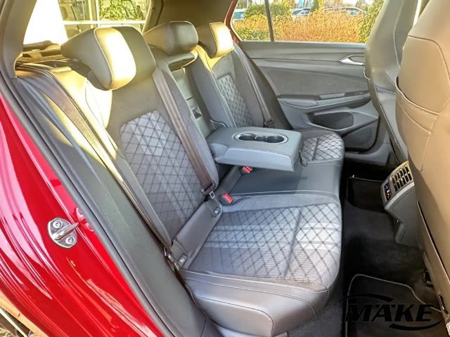 Volkswagen Golf 2.0 TDI DSG IQ.Drive R-Line