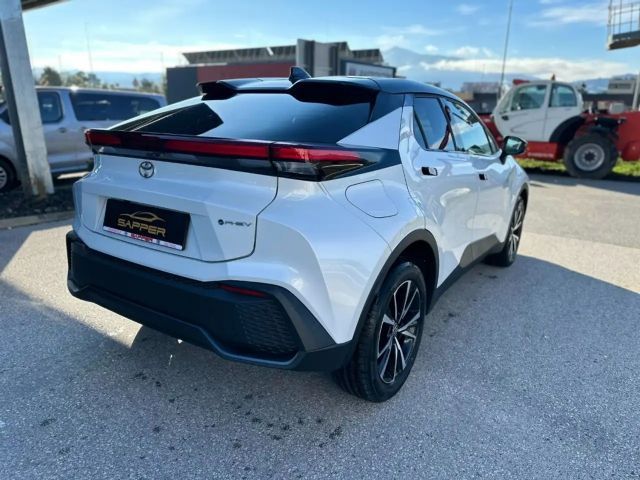 Toyota C-HR Active Hybride Plug-in