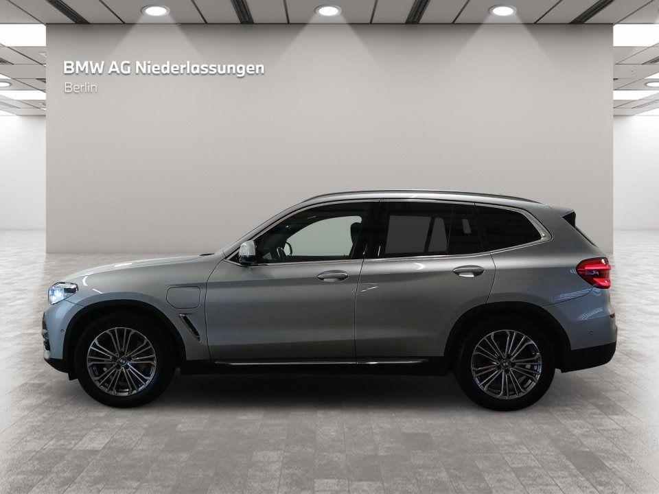 BMW X3 xDrive30e