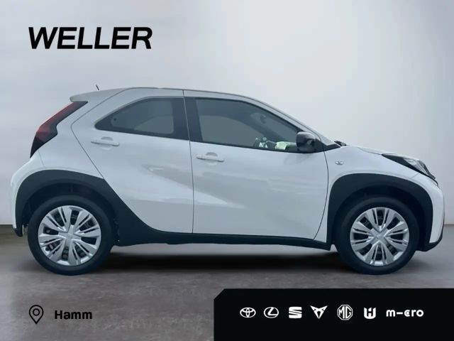 Toyota Aygo X Hatchback Play X-play