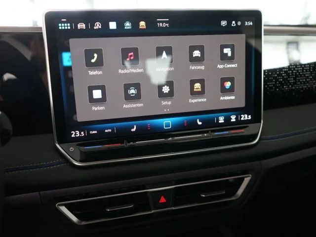 Volkswagen Tiguan 1.5 eTSI Plus R-Line