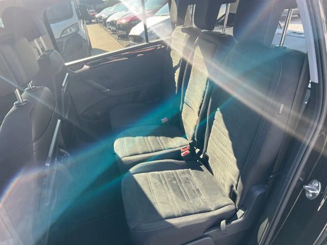 Volkswagen Touran 2.0 TDI Highline