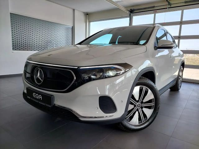 Mercedes-Benz EQA 250 Electric Art