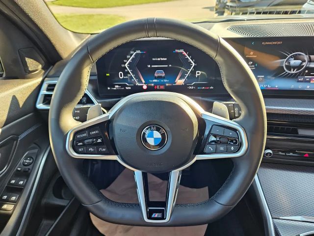 BMW 330 330e 330i M-Sport xDrive