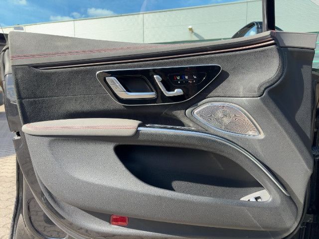 Mercedes-Benz EQS 580 Sedan