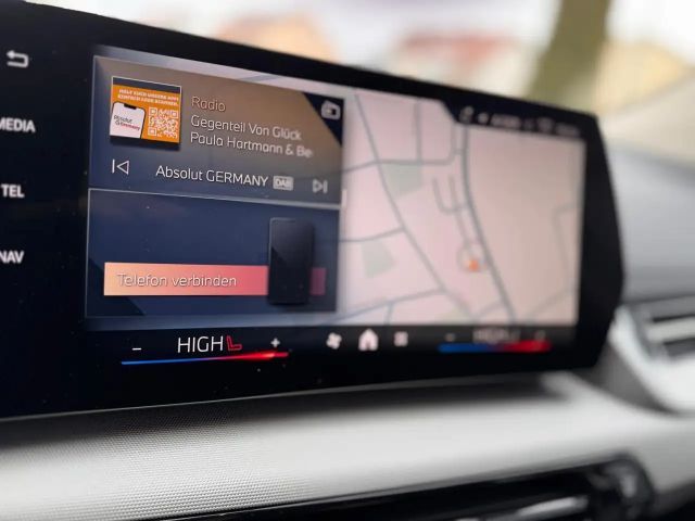 BMW 218 KAMERA DAB KLIMAAUTOMATIK LED