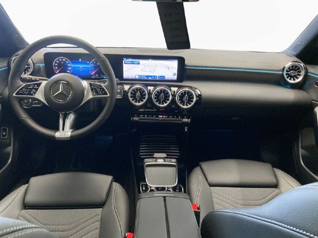 Mercedes-Benz CLA 180 Shooting Brake