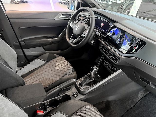 Volkswagen Polo 1.0 TSI DSG R-Line