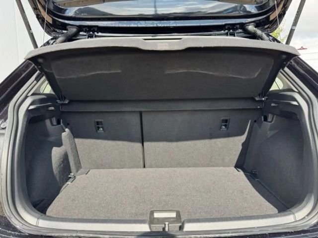 Volkswagen Polo 1.0 TSI DSG Style