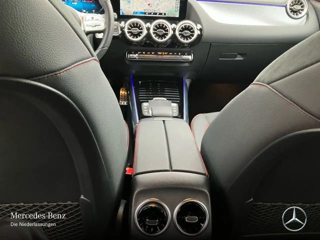 Mercedes-Benz EQA 300 4MATIC AMG Line