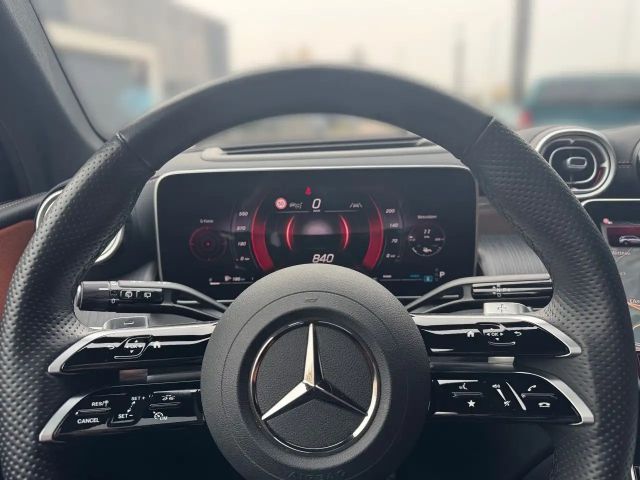 Mercedes-Benz GLC 300 4MATIC AMG Line GLC 300 d