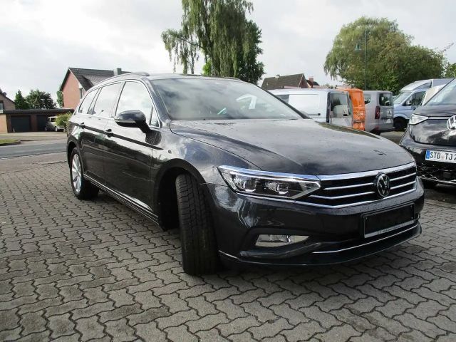 Volkswagen Passat 2.0 TDI Business DSG Variant