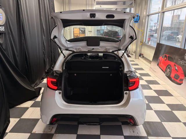 Mazda 2 HYBRID 1 BESITZ!